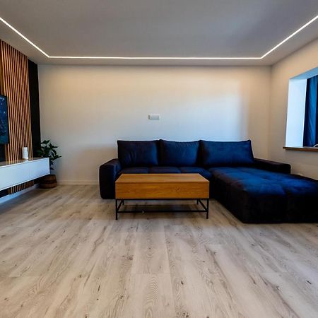 Modern Premium Apartment 1 トゥルゴヴィシュテ エクステリア 写真