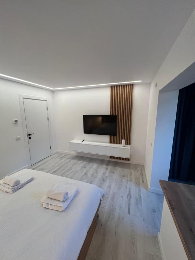 Modern Premium Apartment 1 トゥルゴヴィシュテ エクステリア 写真
