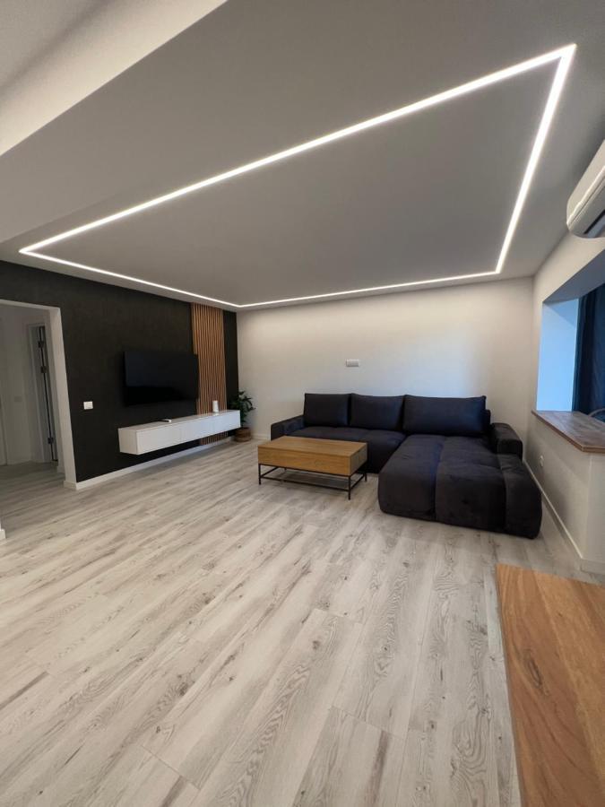 Modern Premium Apartment 1 トゥルゴヴィシュテ エクステリア 写真