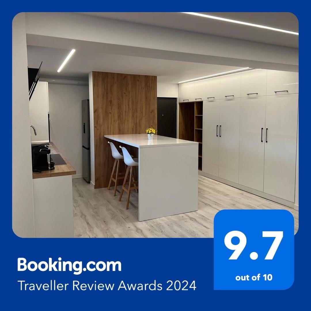 Modern Premium Apartment 1 トゥルゴヴィシュテ エクステリア 写真