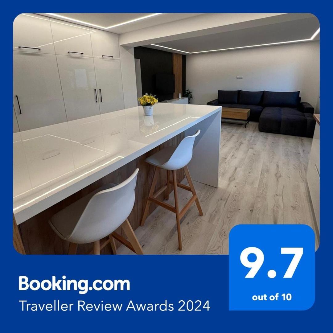 Modern Premium Apartment 1 トゥルゴヴィシュテ エクステリア 写真